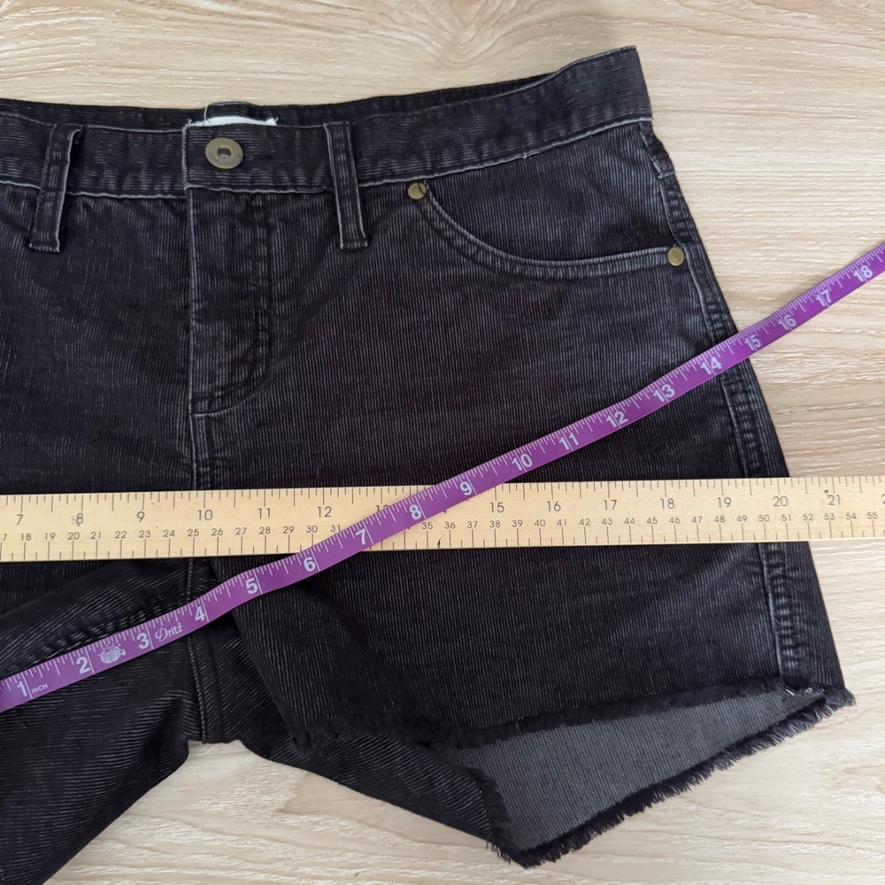 Carve Designs 6 Oahu Shorts Relaxed Black Corduroy Cut Off Mid Rise - Picture 6 of 6